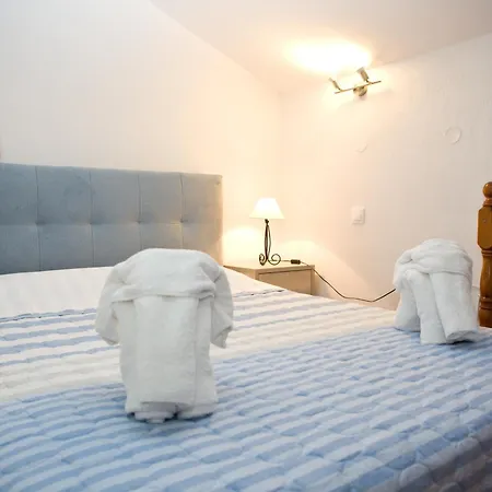 Panormos Maisonettes