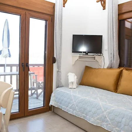 Panormos Maisonettes