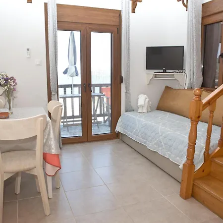 Panormos Maisonettes Apartmán *